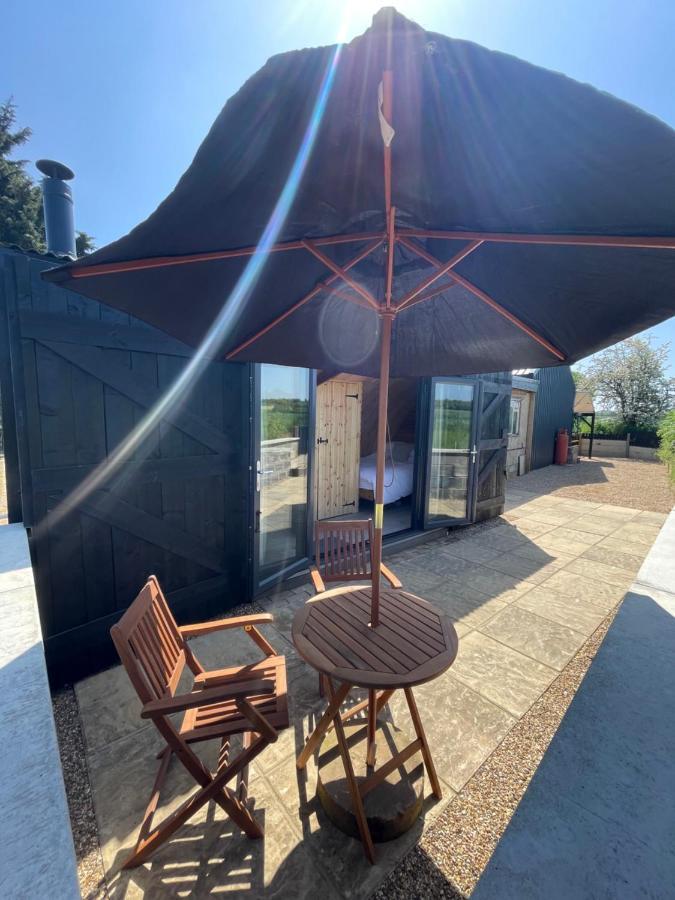Henny Riverside Glamping سودبيري المظهر الخارجي الصورة